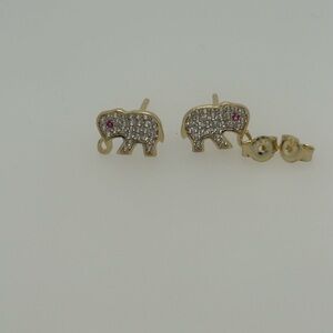 🐘🐘14k yellow gold elephants earrings whit zirconia stone. 🐘🐘